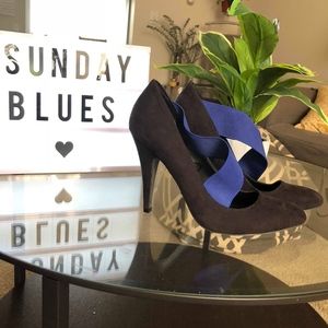 ZARA💕 BLACK & BLUE HEELS